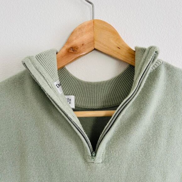 Drapers & Damons Sage Green Sweater Short Sleeve Top Petite Small - Picture 3 of 8